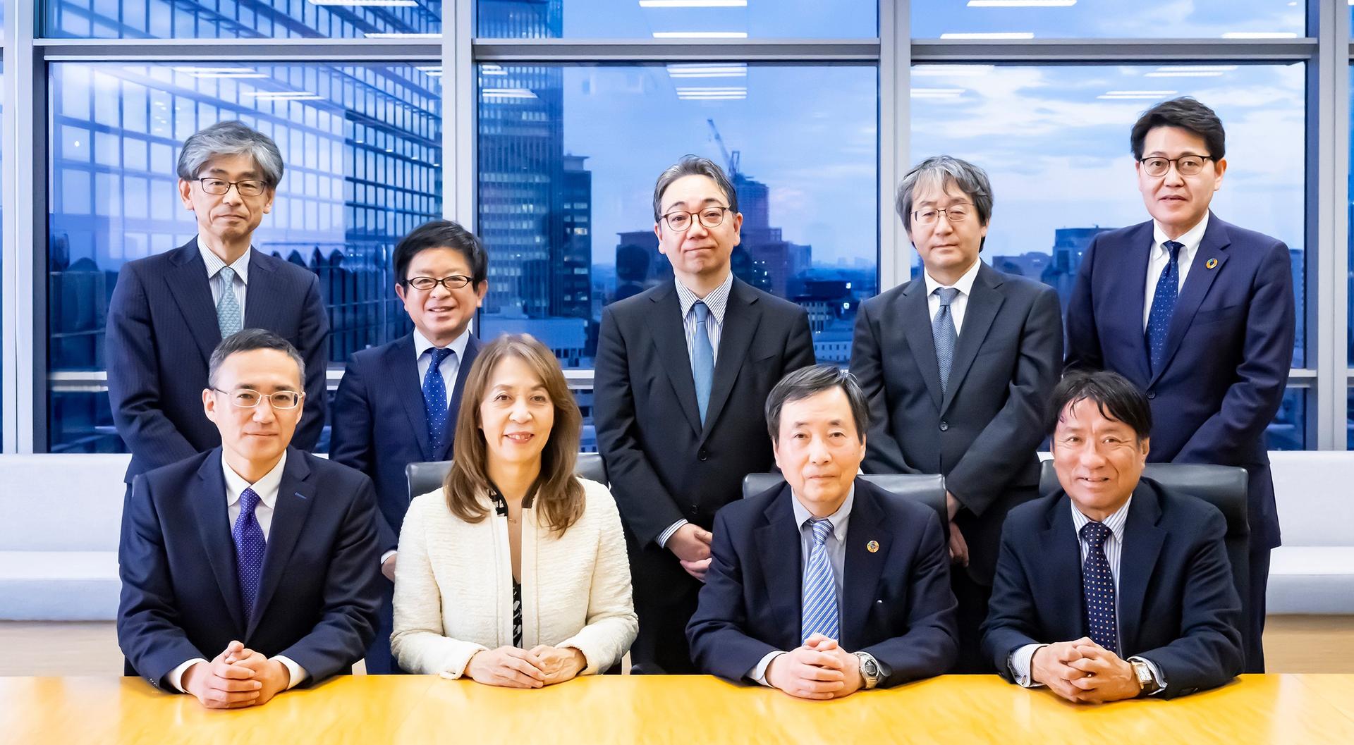 有識者ダイアログ集合写真