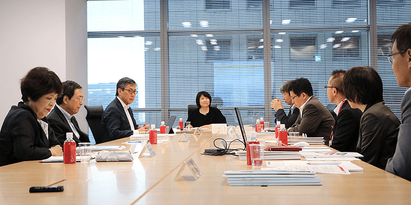 2019年の有識者ダイアログの様子