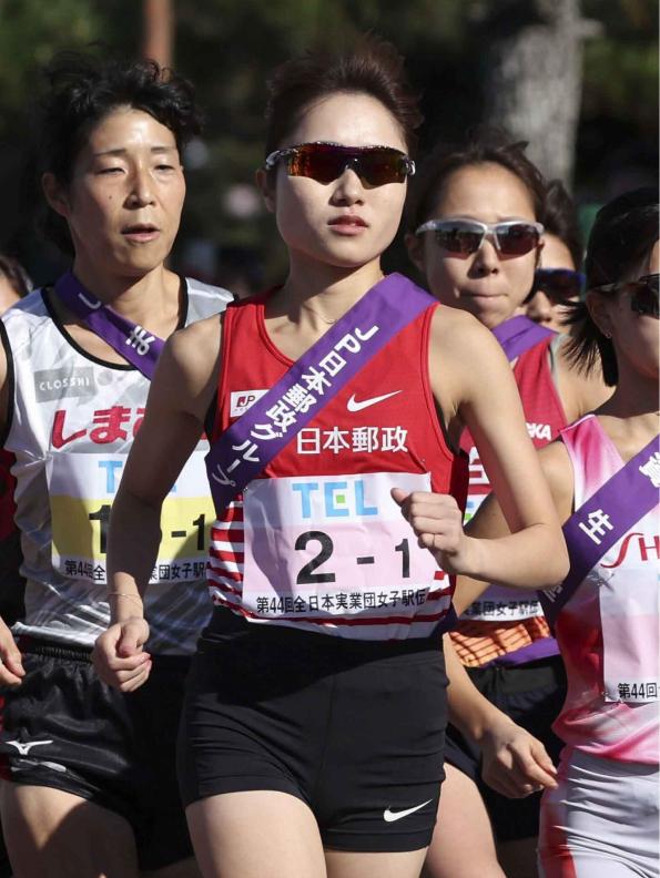 大会風景:1区 菅田 雅香選手