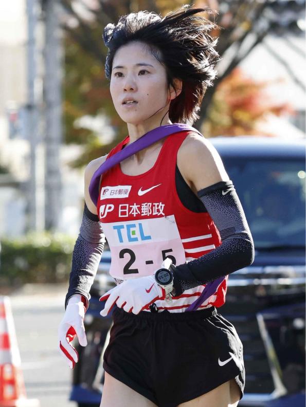大会風景:5区 鈴木 亜由子選手
