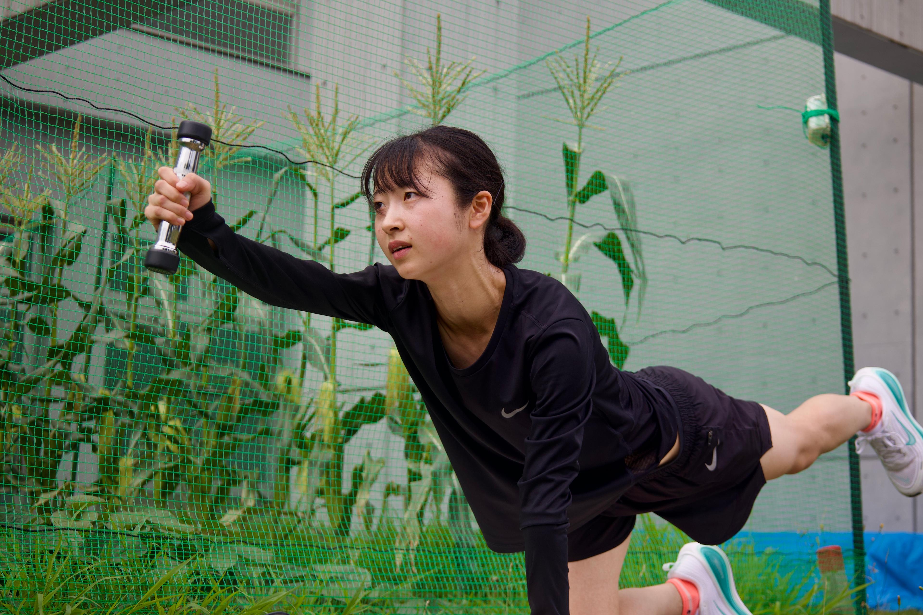 トレーニング中の山中選手の写真