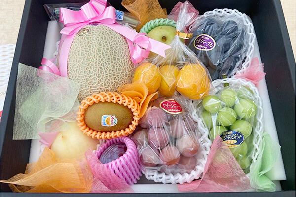 差し入れのフルーツ