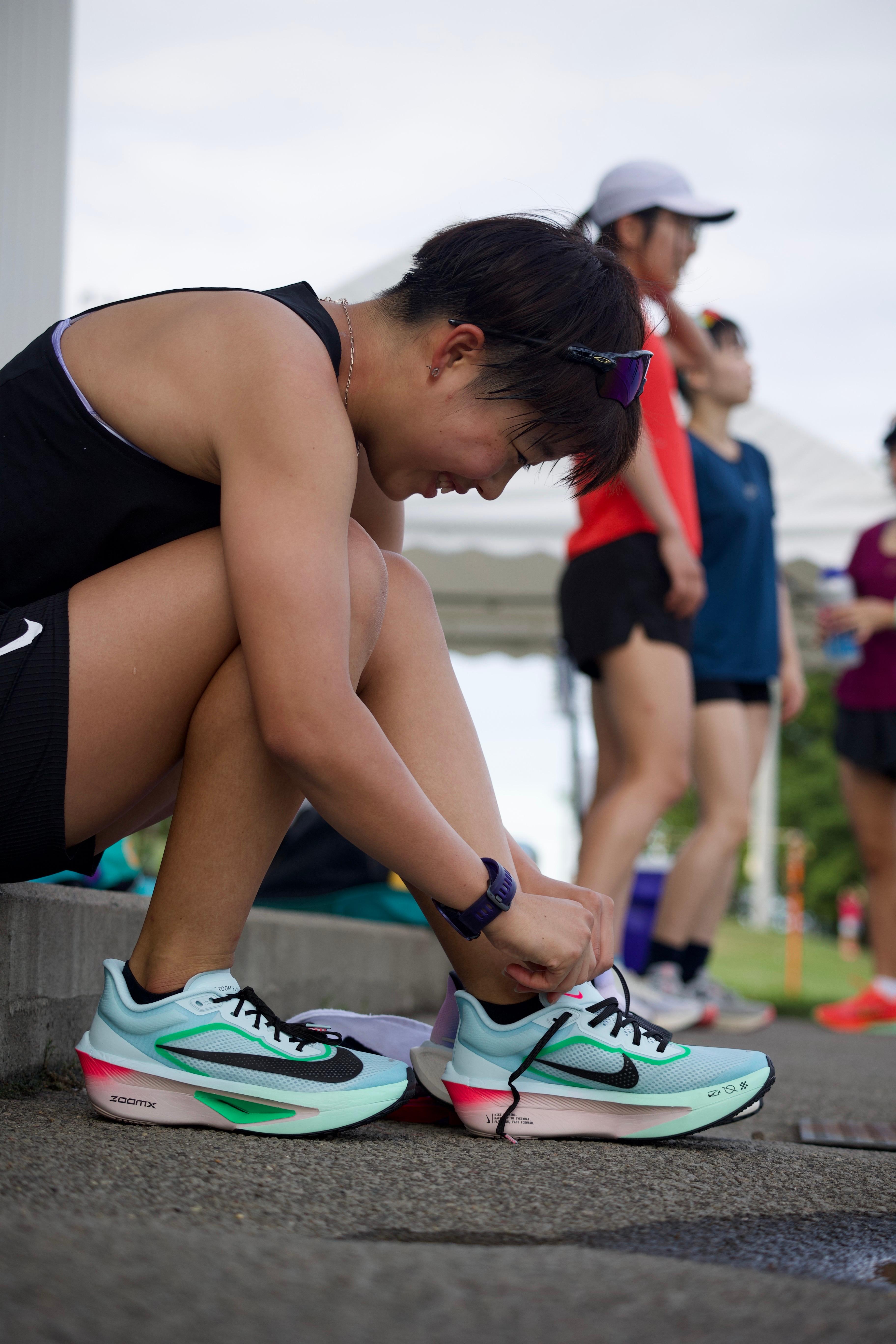 靴を履いている田島選手の写真