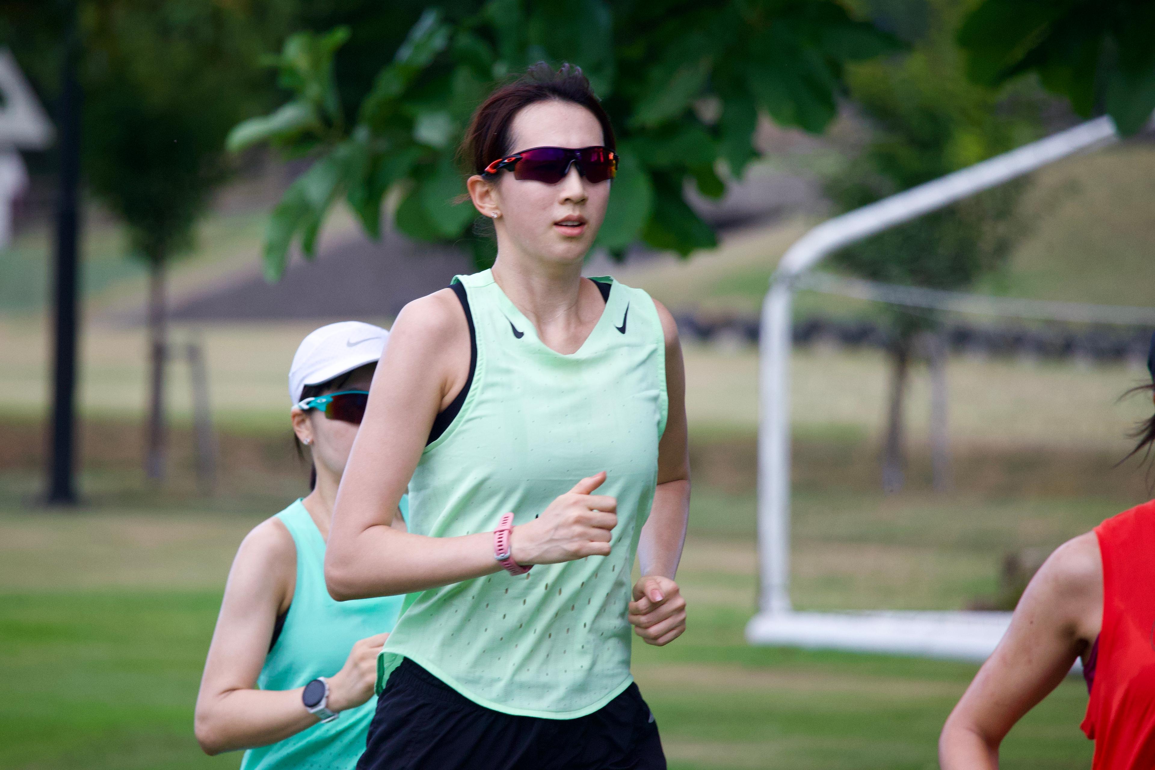 ランニング中の牛選手の写真