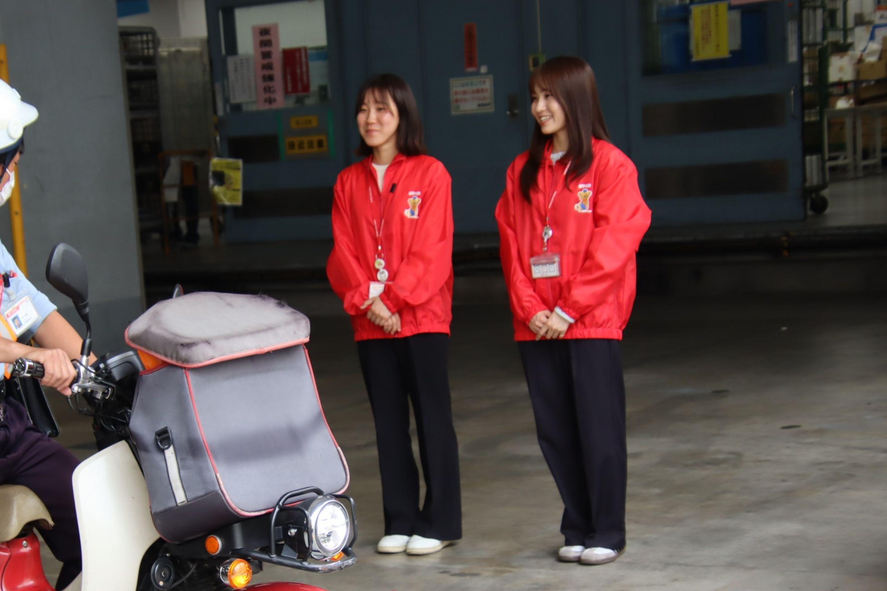 勤務中の土井選手の写真