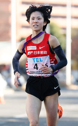 大会風景：5区 鈴木 亜由子選手