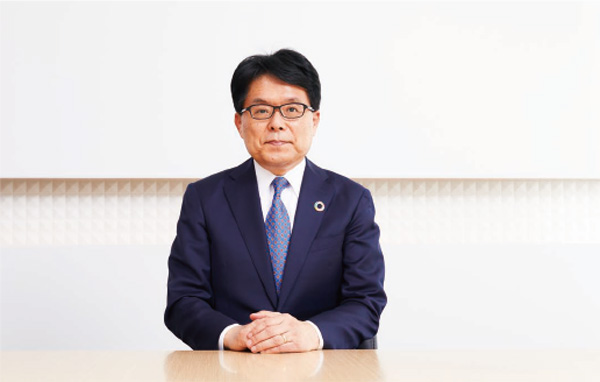 日本郵政株式会社 取締役兼代表執行役社長 増田寬也