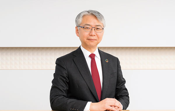 日本郵政株式会社 取締役兼代表執行役社長 根岸一行
